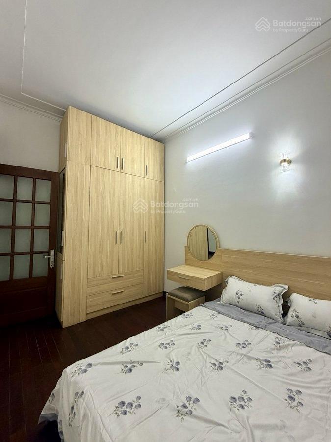 Bán nhà phân lô trần quốc hoàn, cầu giấy, 24,5 tỷ 50m 5 tầng, mt 5m, 4pn, ngõ ô tô nông