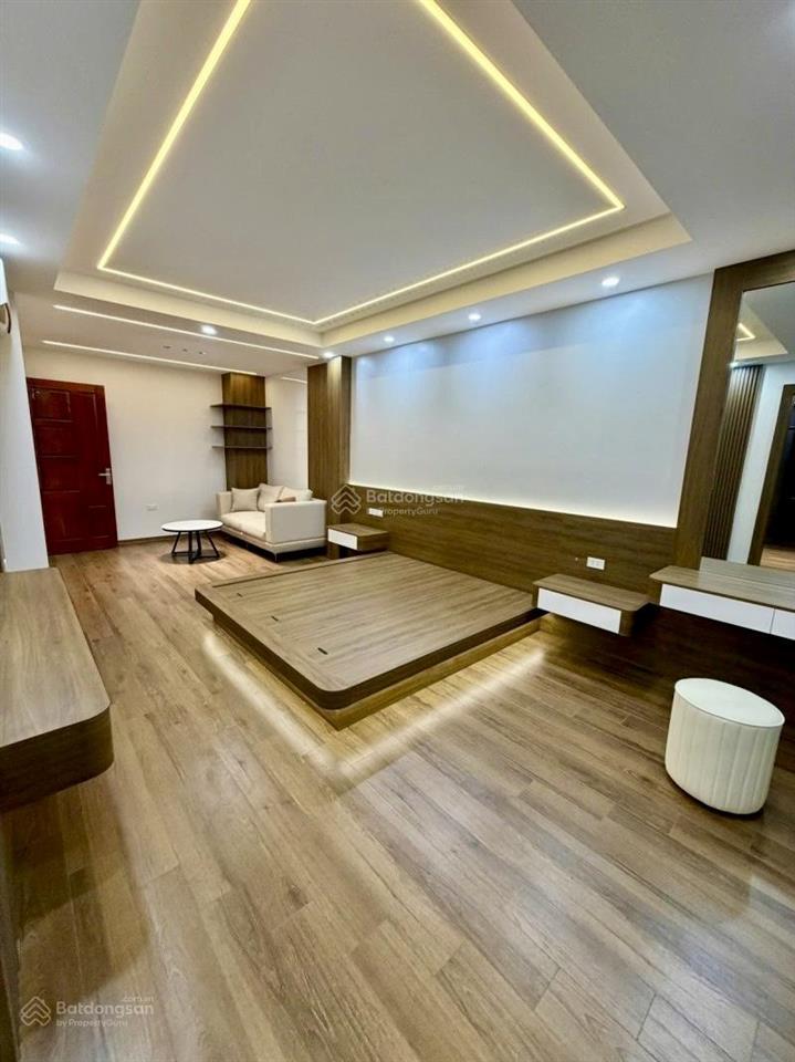 Bán nhà mới tinh hoàng ngân, thanh xuân, 17,5 tỷ 60m2 5 tầng, mt 7m, 6pn, sổ vuông, ngõ nông thoáng