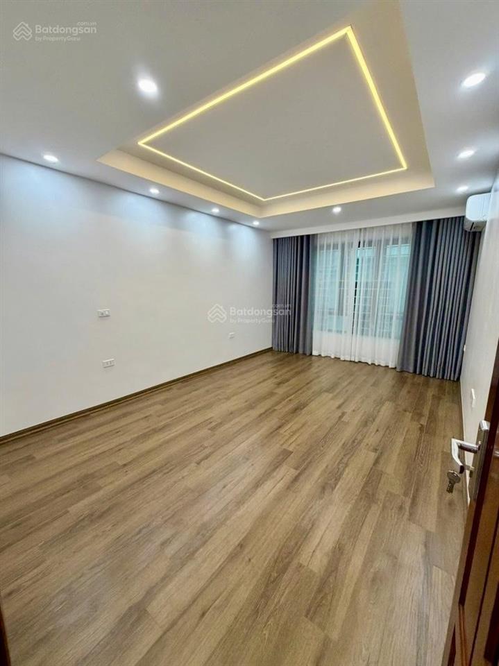 Bán nhà mới tinh hoàng ngân, thanh xuân, 17,5 tỷ 60m2 5 tầng, mt 7m, 6pn, sổ vuông, ngõ nông thoáng