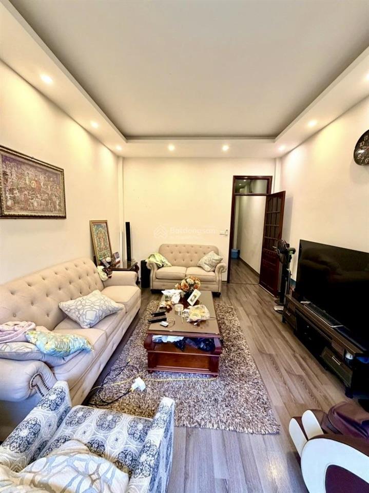 Phân lô view công viên trần duy hưng, cầu giấy, 60m, 5t, gara, ô tô tránh, 28t thương lượng