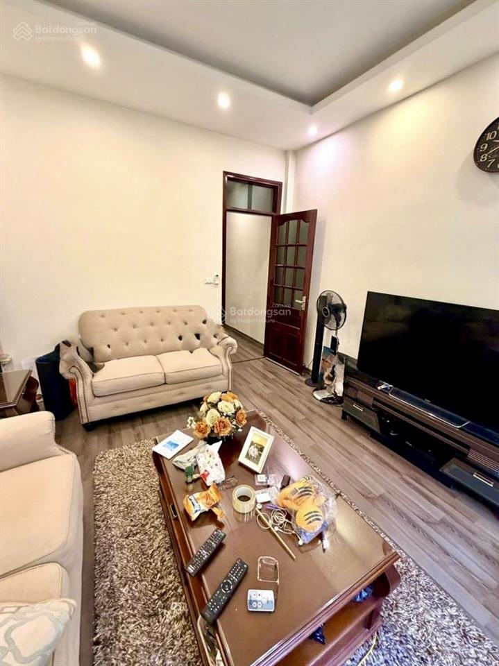 Phân lô view công viên trần duy hưng, cầu giấy, 60m, 5t, gara, ô tô tránh, 28t thương lượng