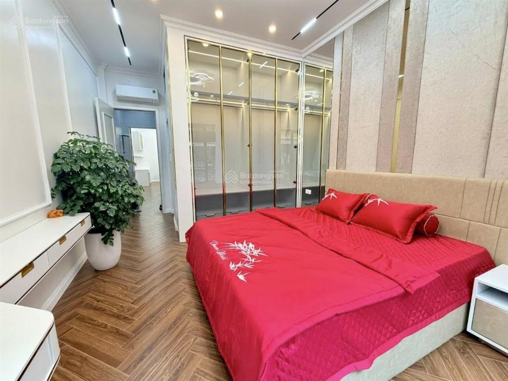 Phân lô ô tô hoàng quốc việt, cầu giấy, 53m2 x 6 tầng thang máy, gara ô tô, 25,8 tỷ