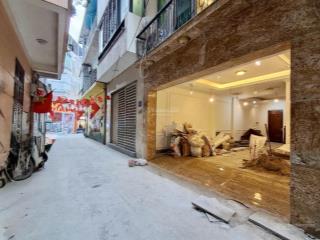 Nhà mới cầu giấy, 47m x 5 tầng thang máy, gara ô tô, mặt tiền 4,7m, sổ vuông đẹp, 22,8 tỷ
