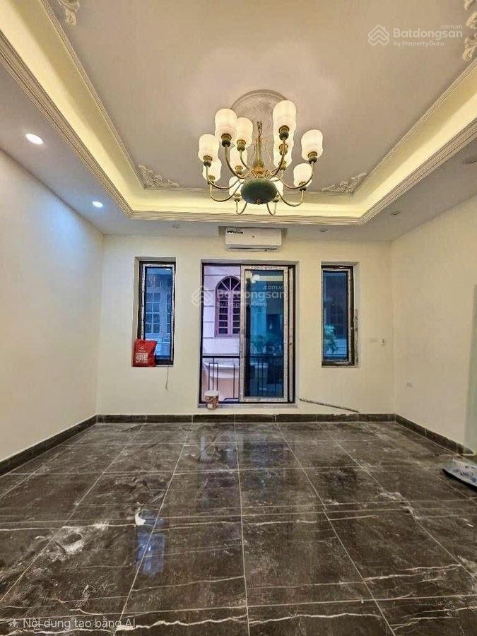 Nhà mới cầu giấy, 47m2 x 5 tầng thang máy, gara ô tô, mặt tiền 4,7m, sổ vuông đẹp, 22,8 tỷ