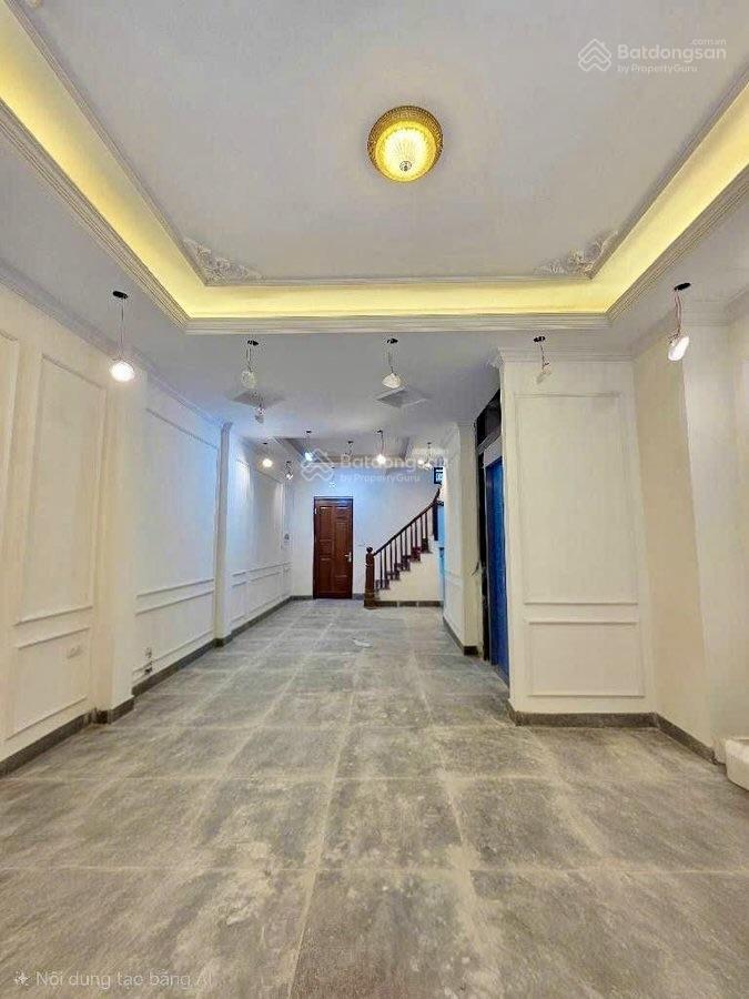 Nhà mới cầu giấy, 47m2 x 5 tầng thang máy, gara ô tô, mặt tiền 4,7m, sổ vuông đẹp, 22,8 tỷ