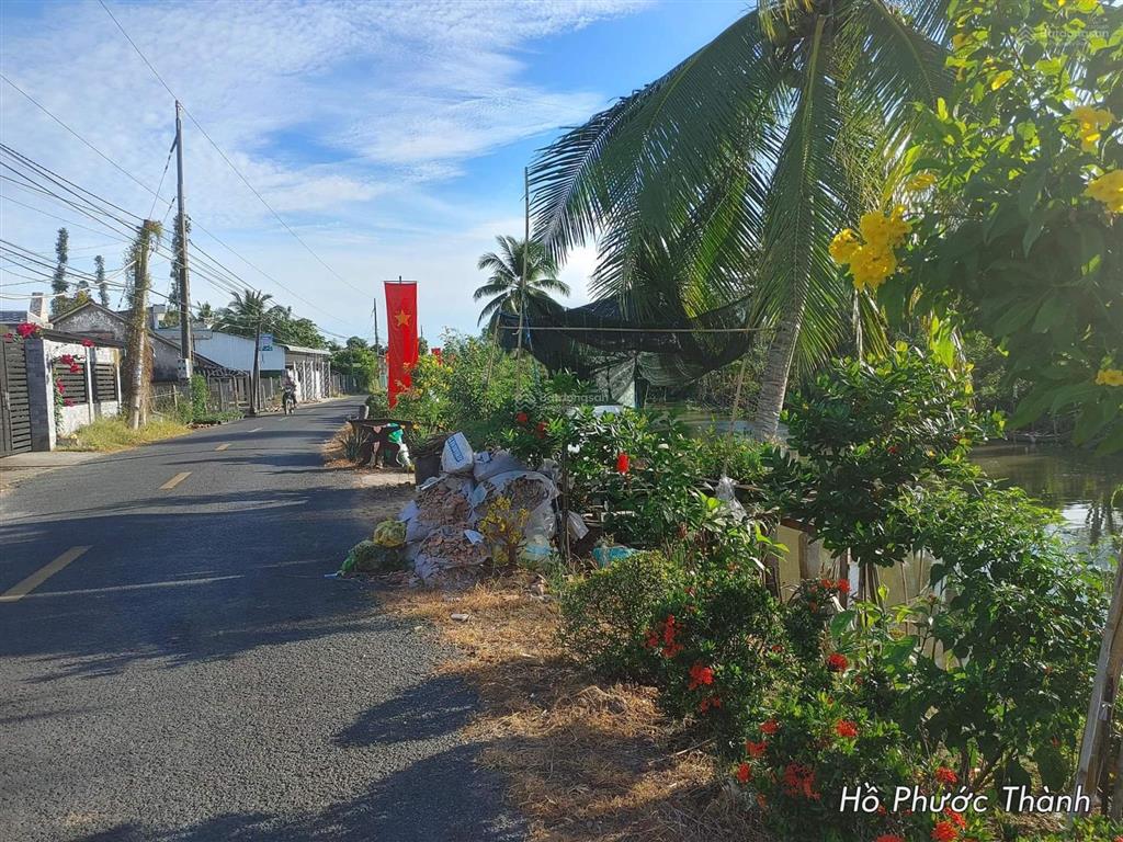 Bán nhà mặt phố dt 847m2 3pn 2wc mt đường hl1 giáp sông cách chợ tân thành lai vung 200m giá 3,8 tỷ