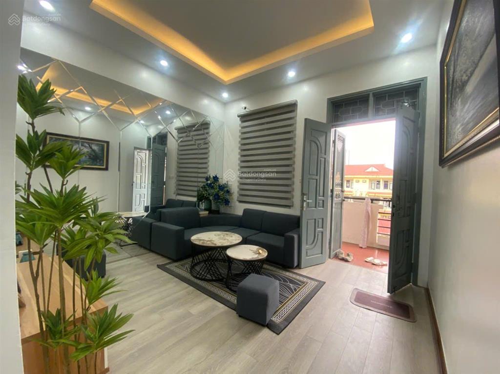 Nhỉnh 4 tỷ có ngay căn tập thể 95m2, cạnh trường tiểu học mai dịch & cc an bình palara