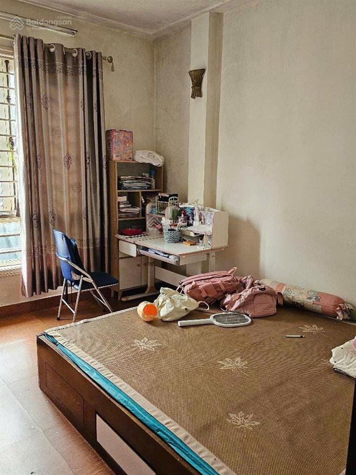 Lô góc 7 tầng ngõ 106 hoàng quốc việt, oto tránh, thang máy, 28,9 tỷ, kinh doanh đa dạng.