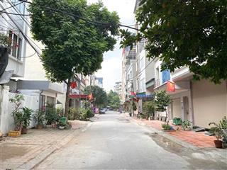 Bán 67,9m2 đất phân lô lai xá, cách ql32 vài bước chân, sát vđ 3.5