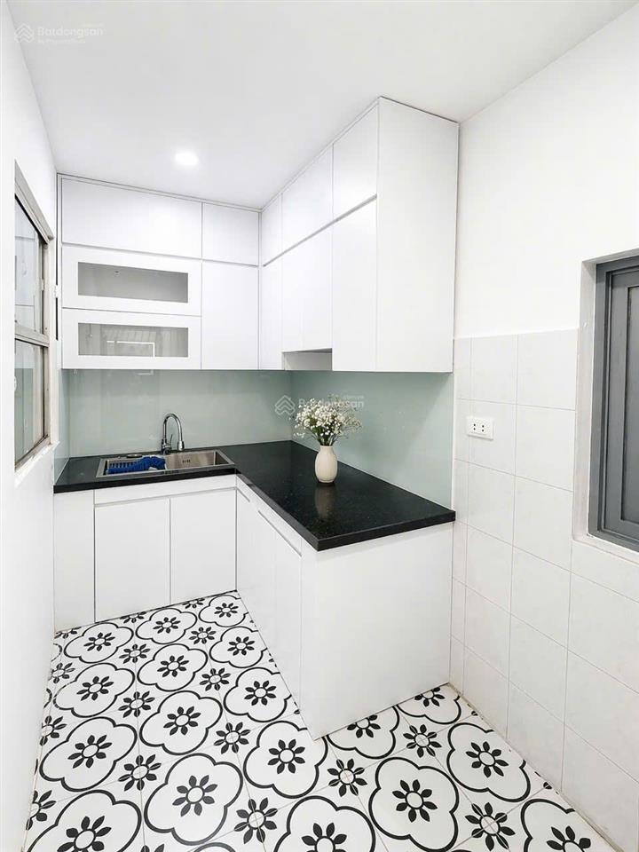 Chính chủ bán căn hộ tập thể tầng 2 cầu giấy, 56m, chỉ 3,9 tỷ