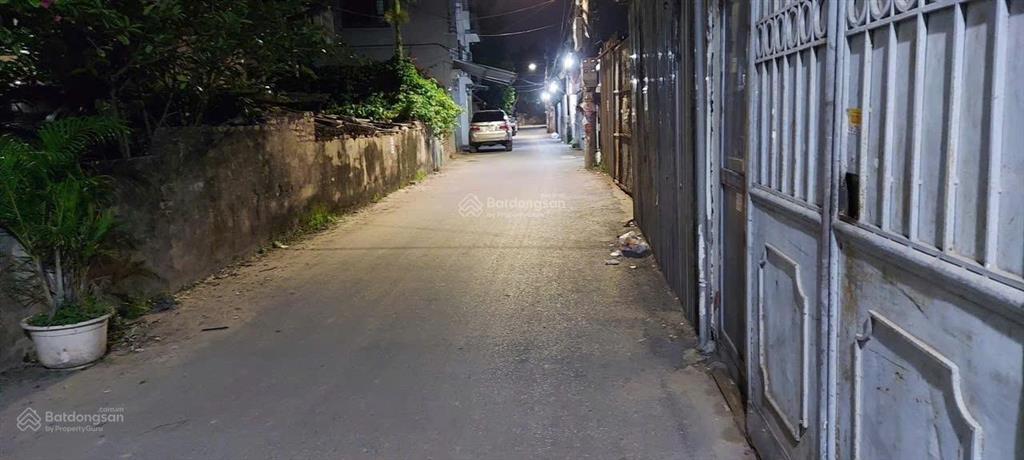 Chính chủ bán 72m đất lô góc tây tựu chỉ 10,8 tỷ, ngõ thông oto, 100m ra hoàng quốc việt kéo dài