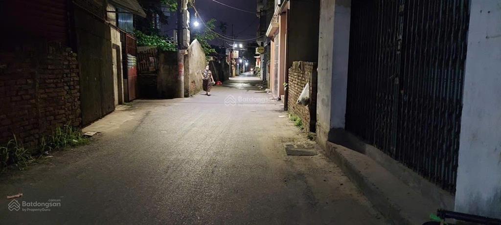 Chính chủ bán 72m đất lô góc tây tựu chỉ 10,8 tỷ, ngõ thông oto, 100m ra hoàng quốc việt kéo dài