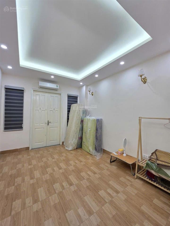 Chính chủ bán nhà 7 tầng mặt ngõ vũ phạm hàm, 68,5m, 32 tỷ, ngõ thông, ô tô tránh, kinh doanh đỉnh.