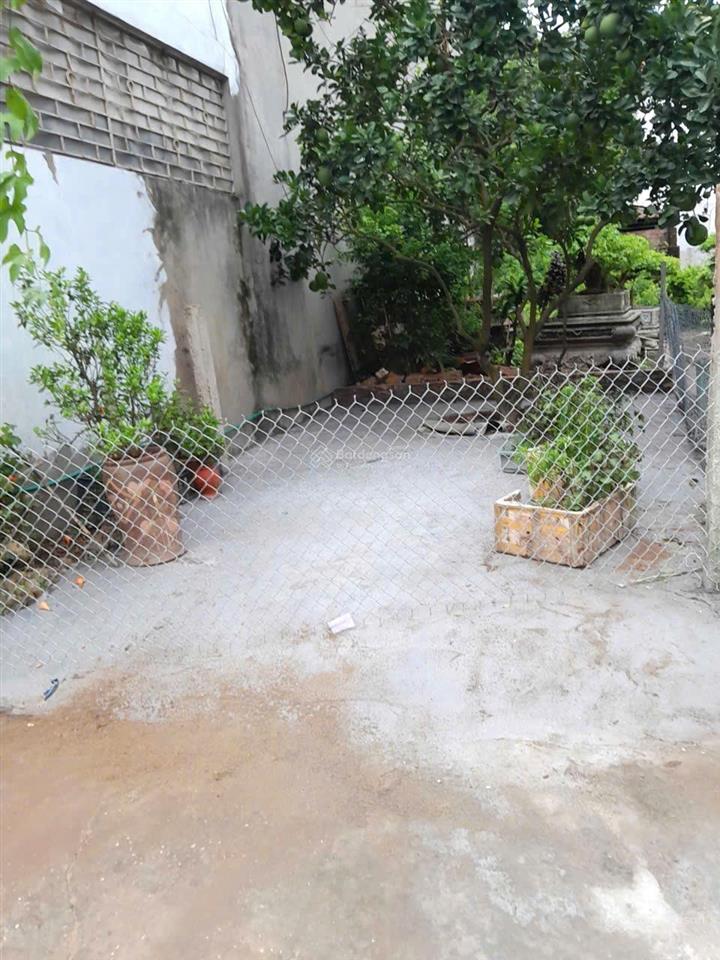 Chỉ 6,5 tỷ có ngay 90m đất cạnh tượng đài thị trấn phùng, ngõ thông, oto tránh.
