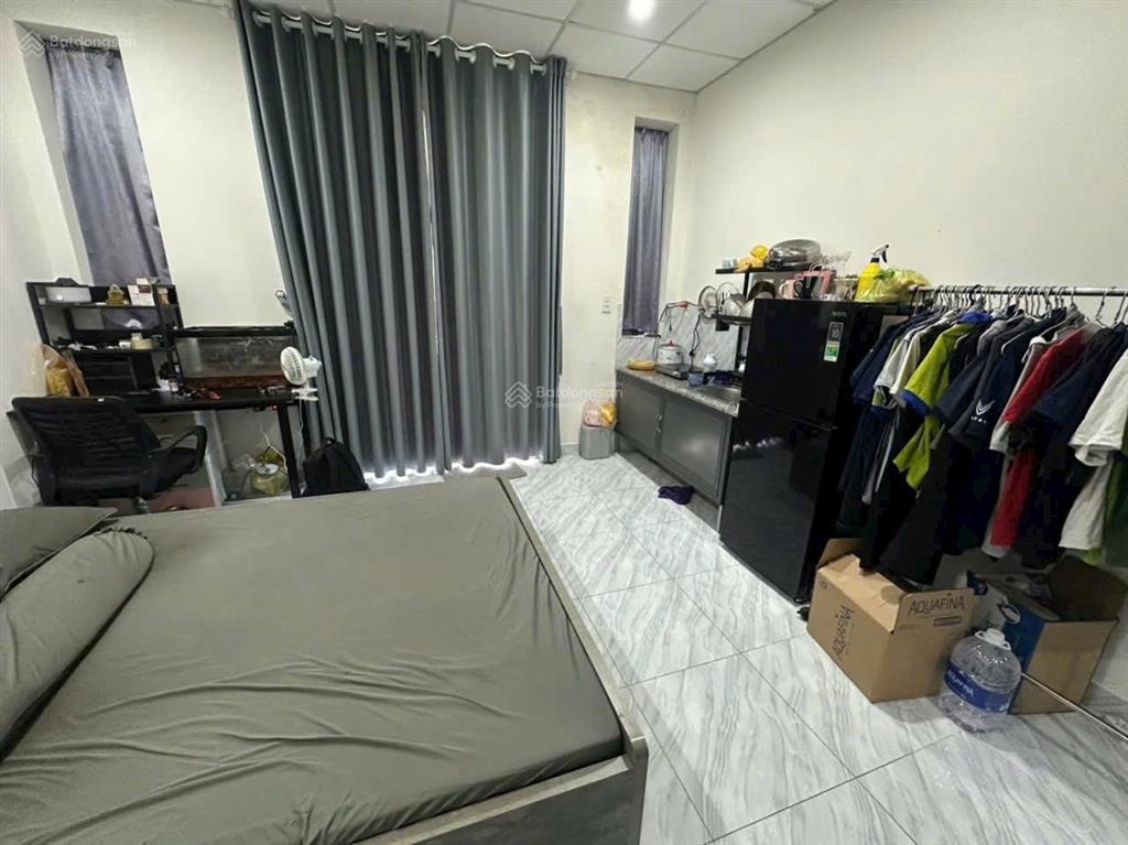 Bán chdv 1 trệt 3 lầu full nội thất có 7 phòng cho thuê 20tr/ tháng khu võ thị liễu đường 12m