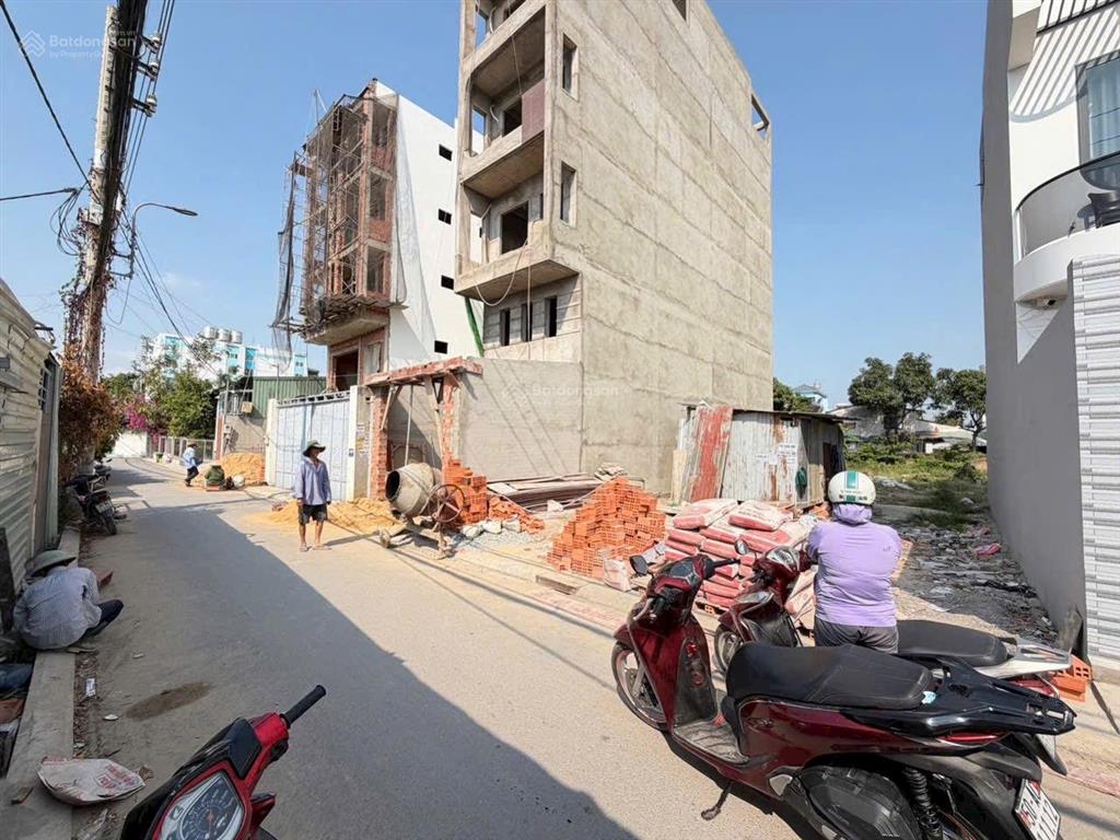 Bán đất tiện xây chdv hẻm 94 vườn lài đối diện chung cư apd  12,2 tỷ169m2 (7 x 24) thổ cư 123.8m2