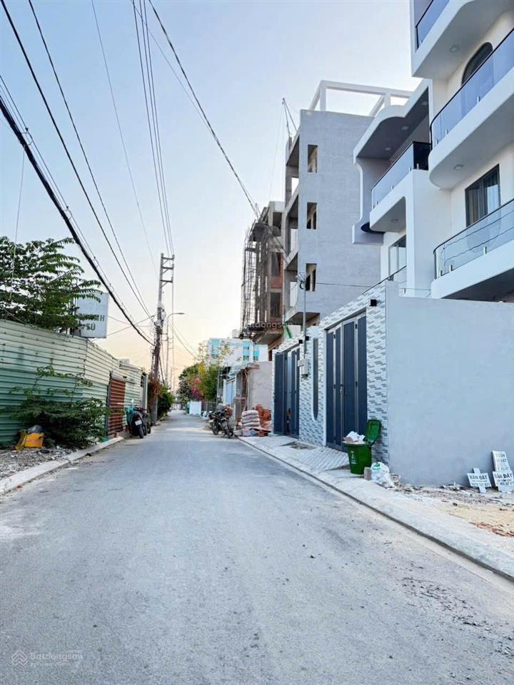 Bán đất tiện xây chdv hẻm 94 vườn lài đối diện chung cư apd  12,2 tỷ169m2 (7 x 24) thổ cư 123.8m2