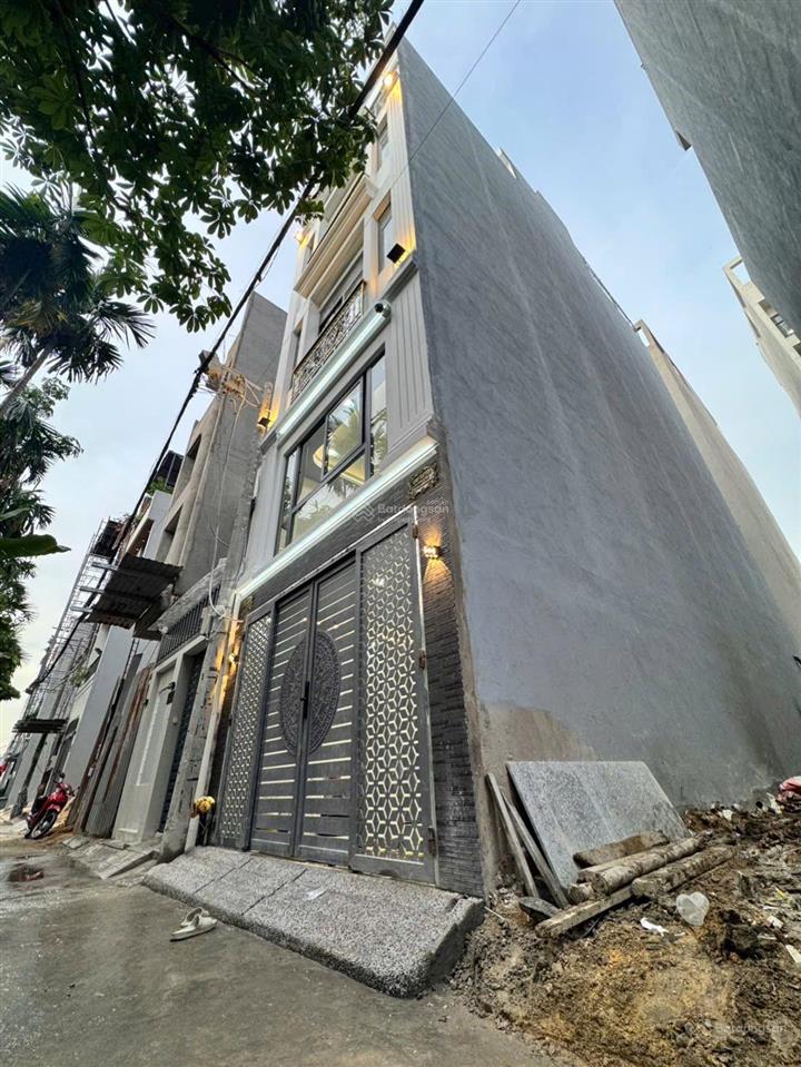 Bán chdv có 8 phòng, thu nhập 42 triệu/tháng, đang full phòng. 1 trệt, lửng, 3 lầu, tum