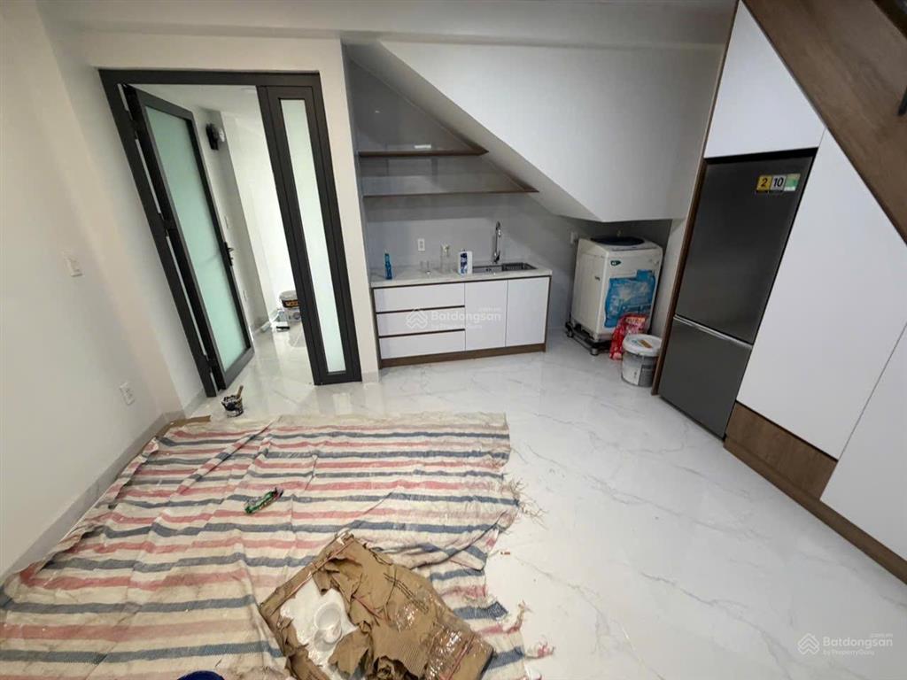 Bán nhà hẻm 114 vườn lài  nhà 1 trệt, 1 lửng 2 lầu 1 tum có 4 phòng ngủ, 4 wc, đường 6m thông