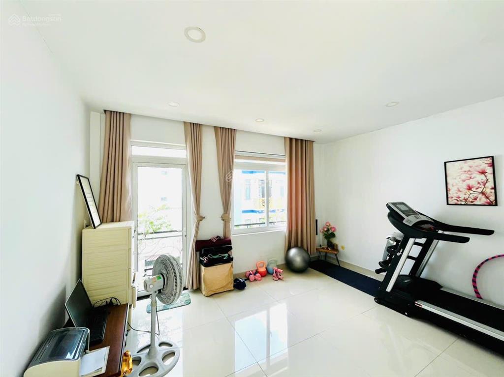 Bán nhà 1 trệt 2 lầu hẻm 92 vườn lài  diện tích 4.75x10.65m 4pn, 3wc, đường nhựa 11m