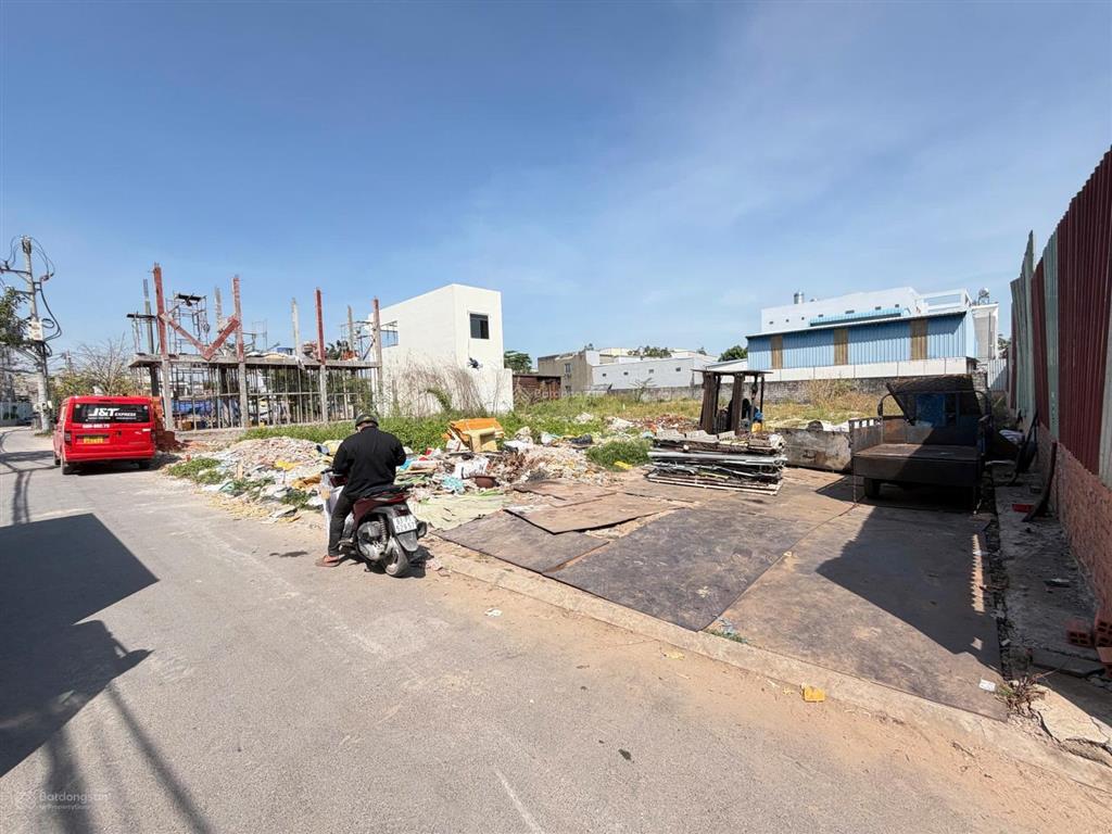 Bán đất 1/ an phú đông 9, gần mặt tiền rạch diện tích 2 sổ thổ cư 723m2 (ngang 8m)