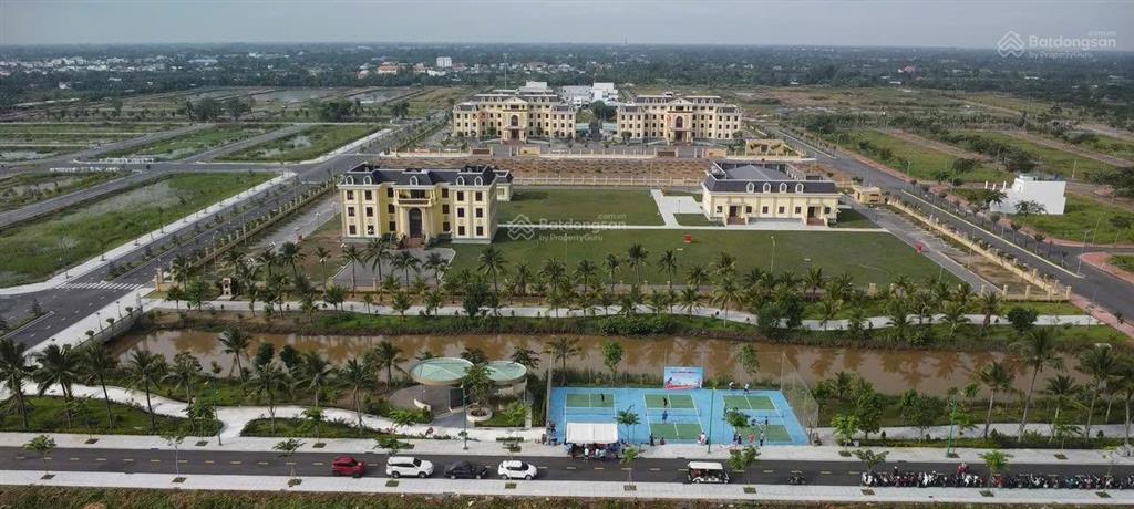 Bán gấp lô đất 112m2 ngay ubnd xã thủ thừa chỉ 600tr/35% agora city