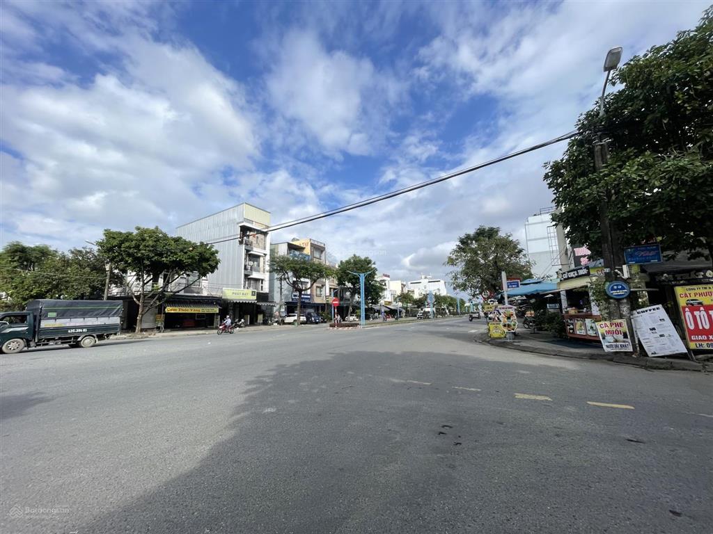 Bán lô góc 2 mt ngã 4 đường lê đại hành và hà mục cẩm lệ