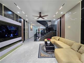 Bán nhà 3 tầng 3 mê đường 5m5 nguyễn đức thiệu  hoà thọ đông  cẩm lệ vị trí gần thăng long mát mẻ