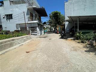 Bán lô đất mt cẩm bắc 5 đoạn không có lề hoà thọ đông cẩm lệ