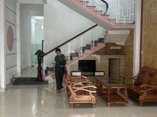 Chủ gửi bán nhà 2 tầng 2 mê đường 5m5 lề 3m đường đá bàn khu tái định cư phong nam hoà xuân