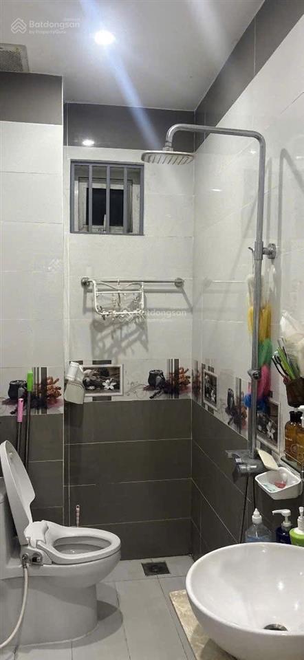 Chủ gửi bán nhà 3 tầng đường 5m5 lê cao lãng hoà thọ đông cẩm lệ