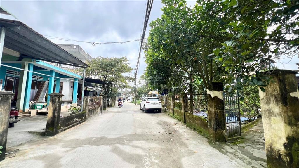 Chủ gửi bán nhà 2 tầng đường chính phong nam hoà xuân