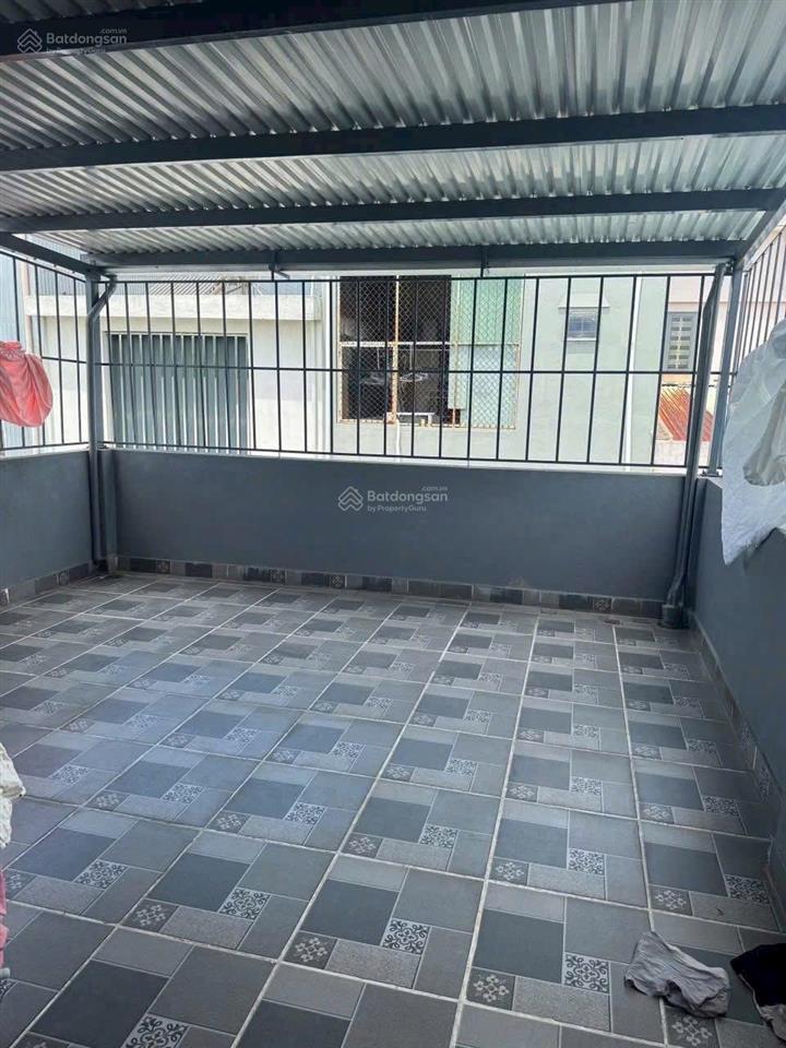 Bán nhà 2 tầng 1 tum đường bùi xương trạch  khuê trung  cẩm lệ