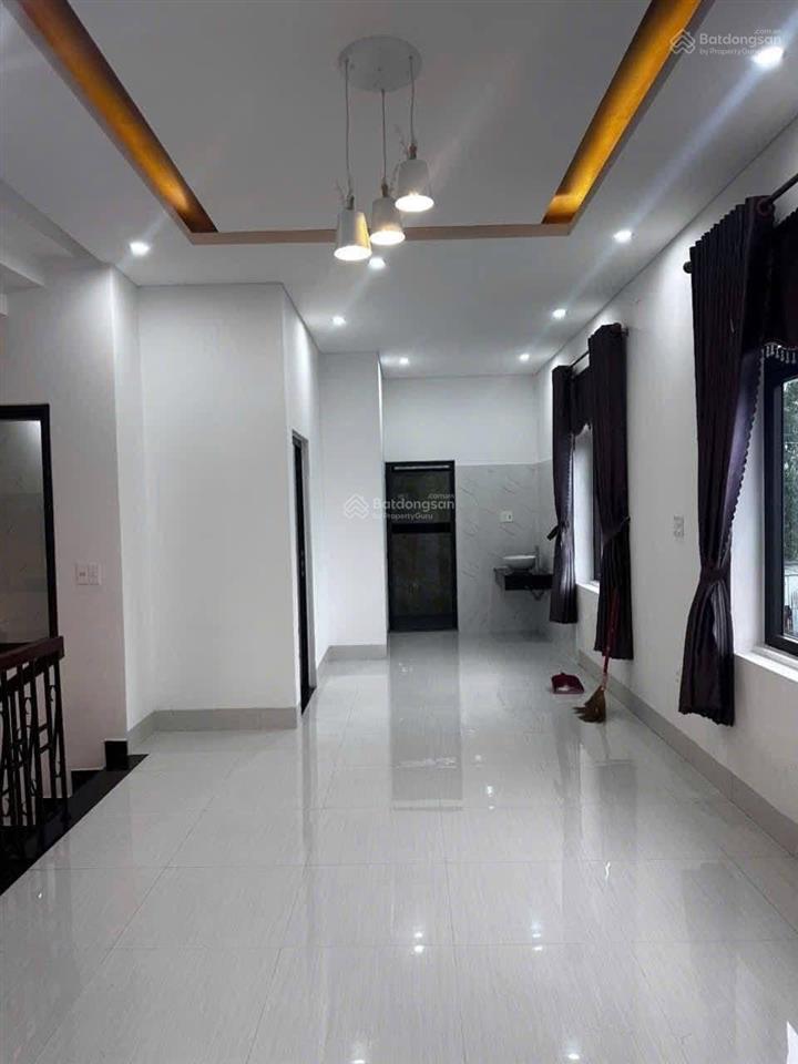 Bán nhà 3 tầng 2 mt đường nhựa la bông 2 hoà tiến, nhà kiên cố vô ở liền