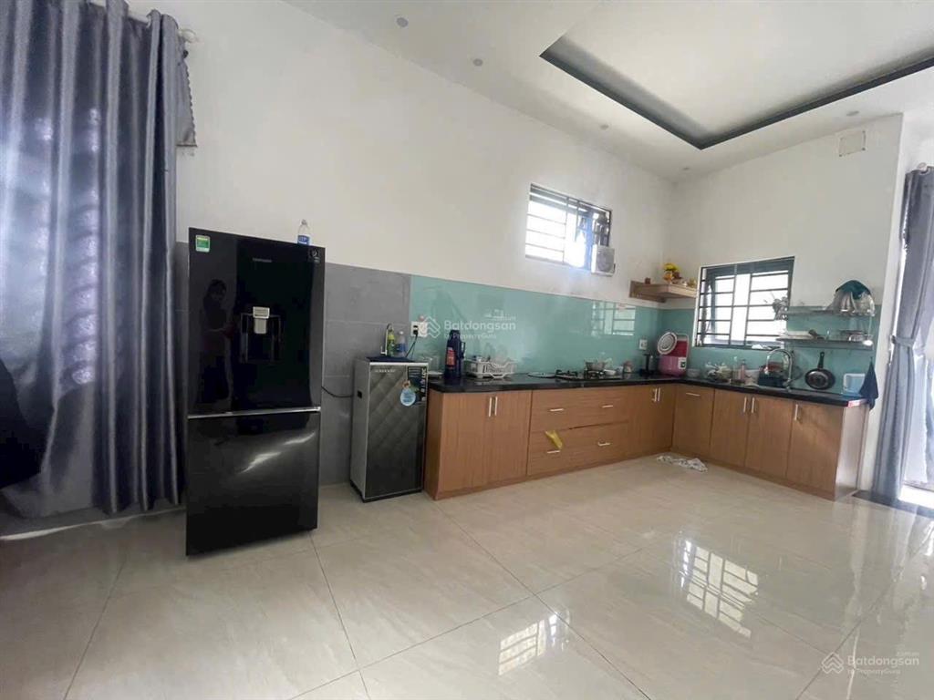 Bán nhà kiểu biệt thự 2 mê kiên cố nhà 2 mặt tiền thoáng mát kiệt ô tô 7m dương sơn  hoà xuân