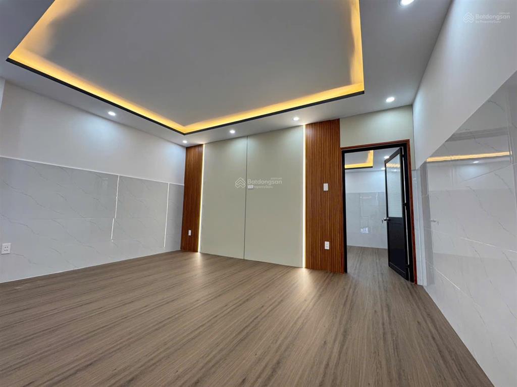 Bán nhà gác đúc kiên cố vô ở liền thôn đông hoà hoà xuân gần chợ hoà châu gần trường