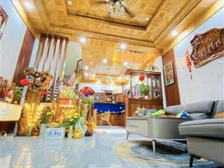 Bán nhà 3 tầng 3 mê full nội thất gỗ hương  đẹp, kiên cố vô ở liền đường bầu gia thượng cẩm lệ