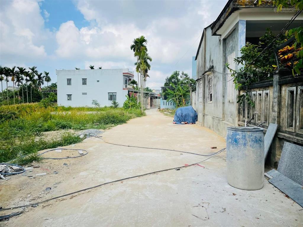 Bán nhà cấp 4 thôn lệ sơn 2  hòa tiến nhà sạch sẽ vô ở liền