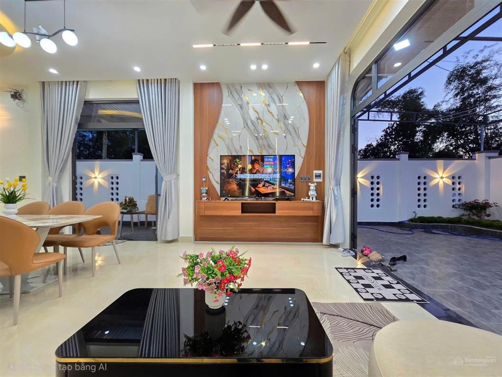 Bán nhà 2 tầng 2 mê kiên cố full nội thất thôn giáng đông hoà xuân vô ở liền, nhà xây chắc chắn