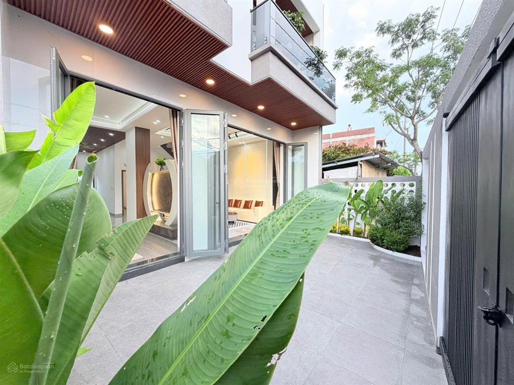 Chính chủ bán nhà 2 mê kiểu villa  thiết kế hiện đại đường 7,5m dương sơn  hòa xuân