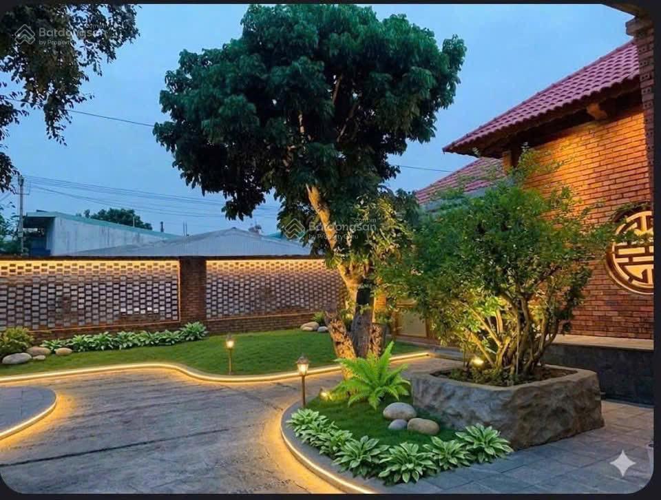 Chủ gửi bán biệt thự sân vườn 2 mt tại dương sơn  hòa xuân siêu rộng mát mẻ cả ngày