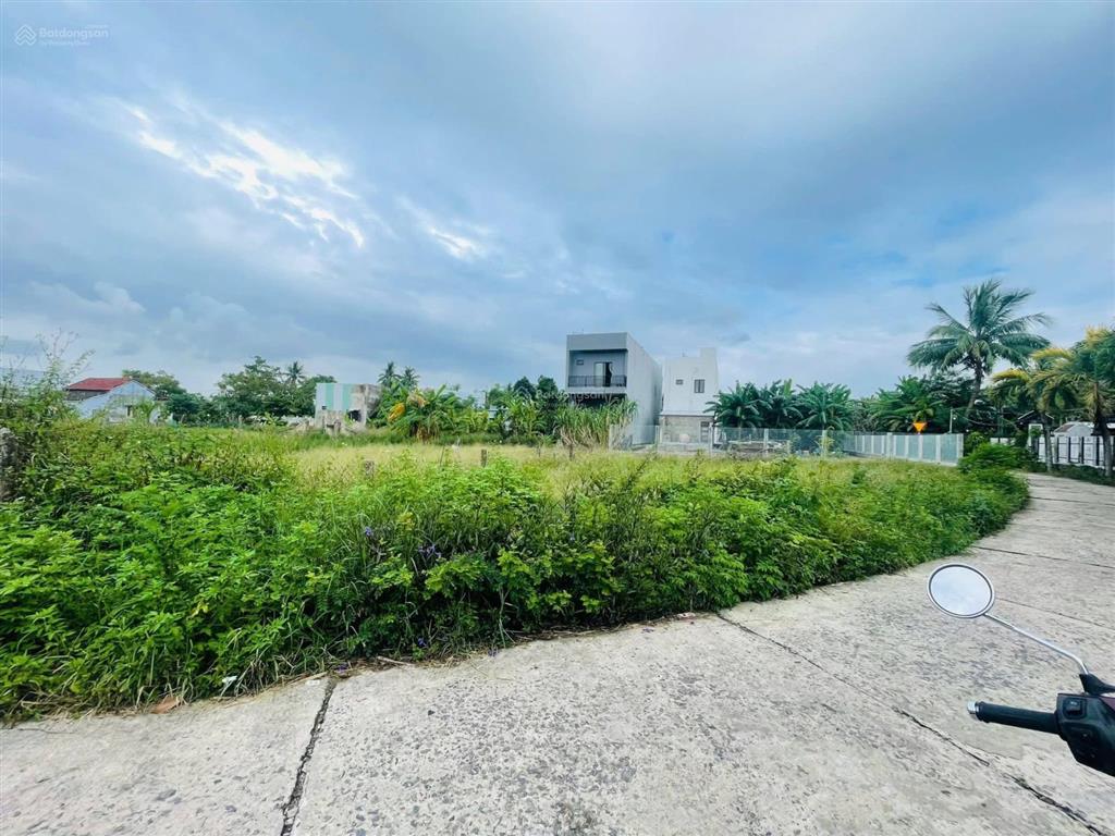 Bán lô đất 200m2 đất ở vị trí đẹp, đường thông, dân cư đông đúc thôn hà đông  phường đb bắc  đn
