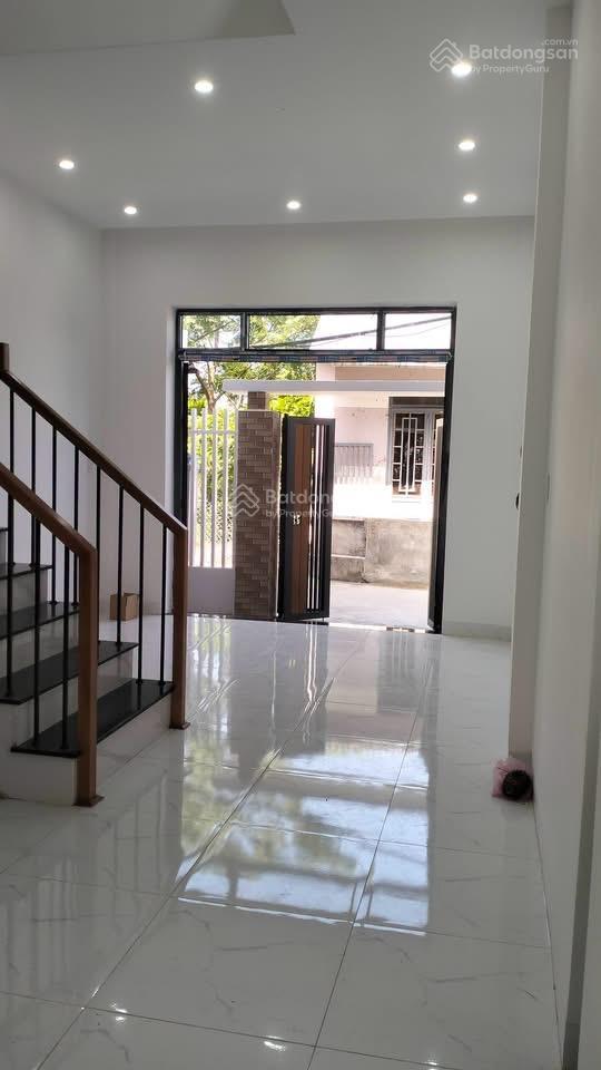 Bán nhà 2 tầng kiên cố + phòng trọ thêm thu nhập tại thôn yến nê 2  hòa tiến, cao ráo không lụt