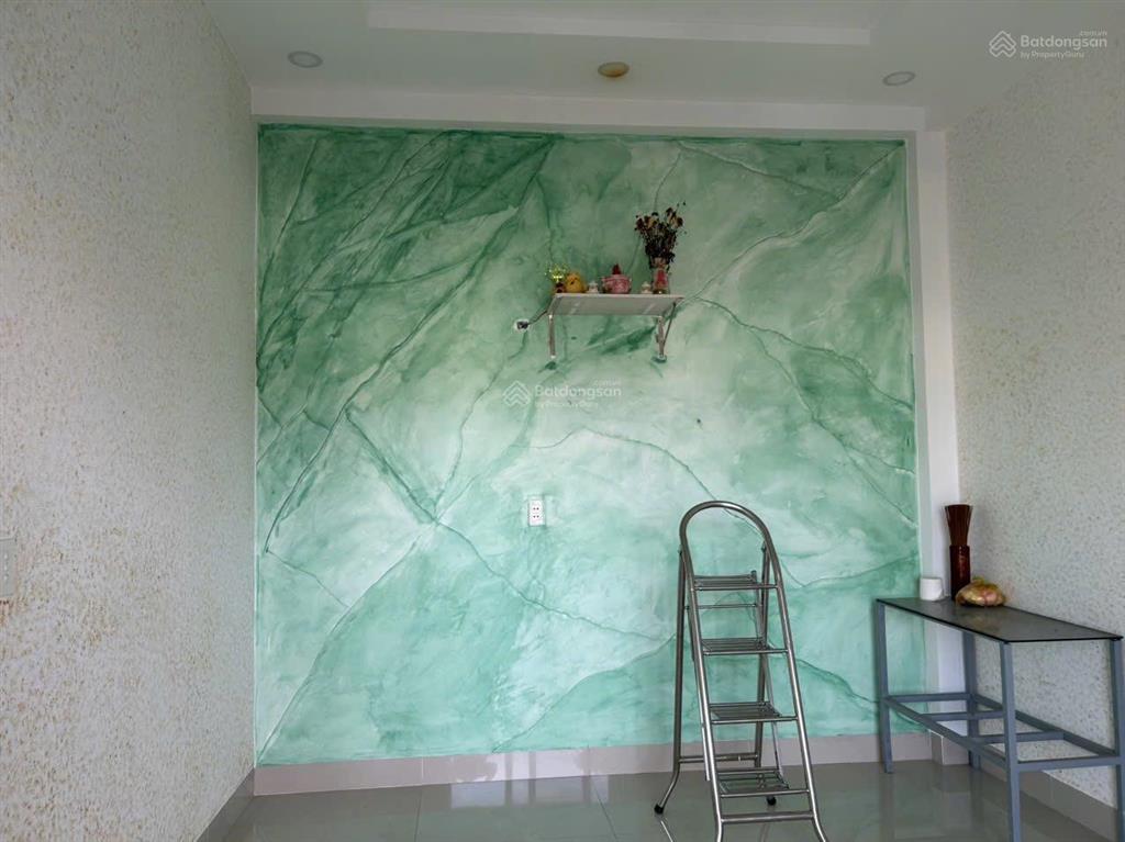 Bán nhà 3 tầng 3 mê full nội thất tái định cư la bông hoà tiến gần đường đt 605 ngay trung tâm