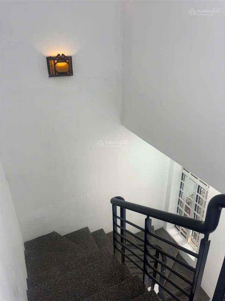 Bán nhà biệt thự 2 tầng thôn giáng nam 2  hòa xuân mới, đường ô tô 8m  nhà kiên cố vô ở liền
