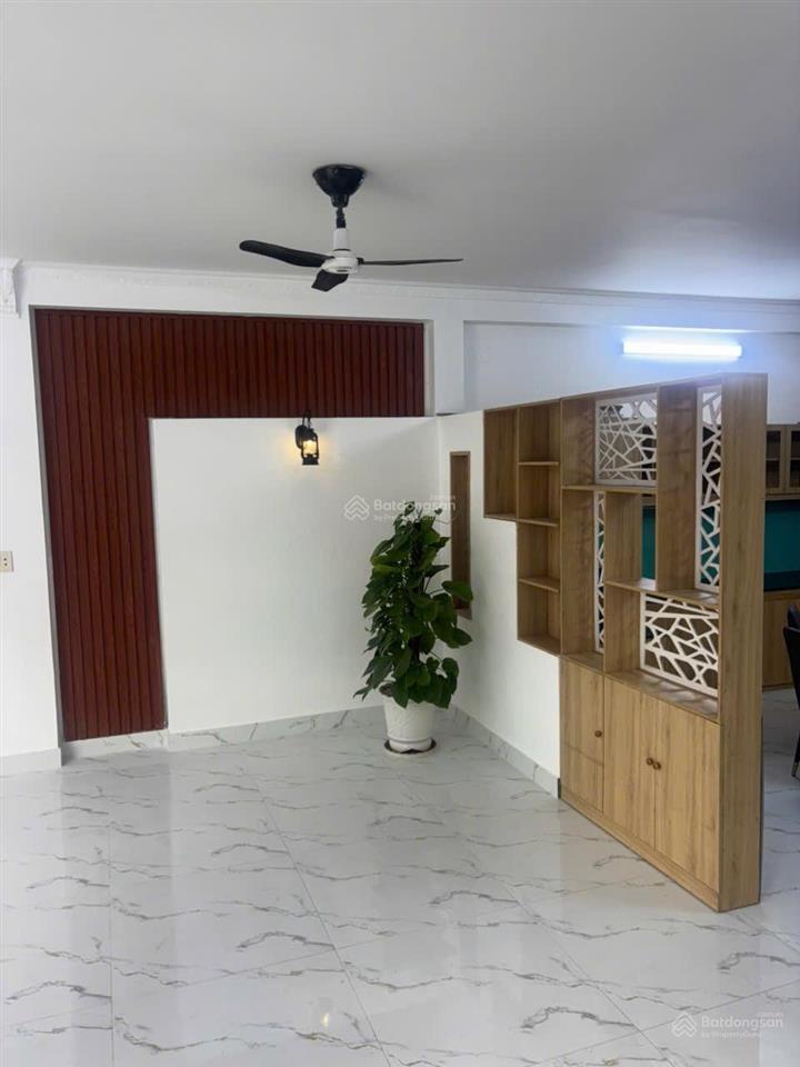 Bán nhà biệt thự 2 tầng thôn giáng nam 2  hòa xuân mới, đường ô tô 8m  nhà kiên cố vô ở liền