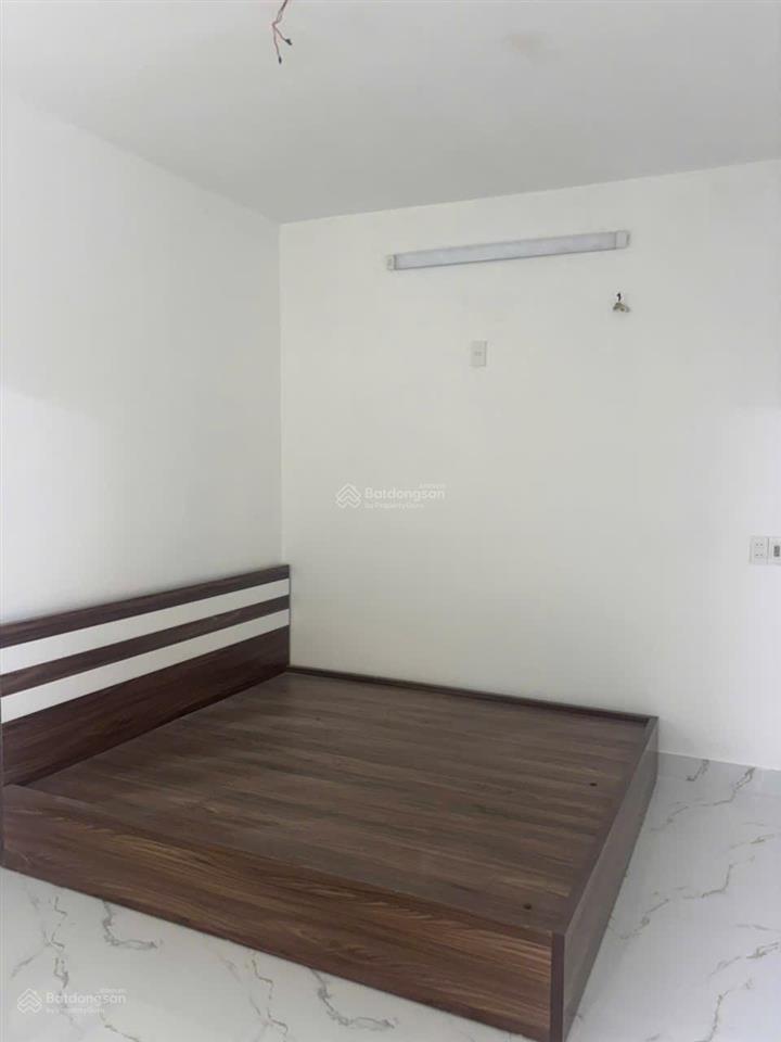 Bán nhà biệt thự 2 tầng thôn giáng nam 2  hòa xuân mới, đường ô tô 8m  nhà kiên cố vô ở liền