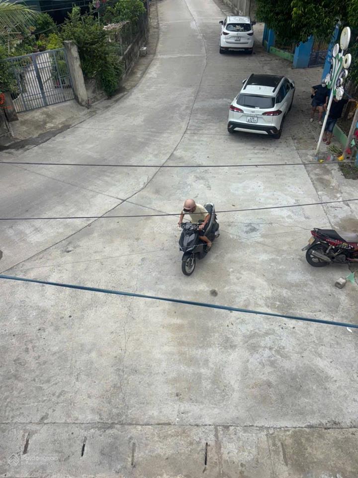 Bán nhà biệt thự 2 tầng thôn giáng nam 2  hòa xuân mới, đường ô tô 8m  nhà kiên cố vô ở liền
