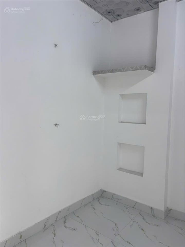 Bán nhà biệt thự 2 tầng thôn giáng nam 2  hòa xuân mới, đường ô tô 8m  nhà kiên cố vô ở liền