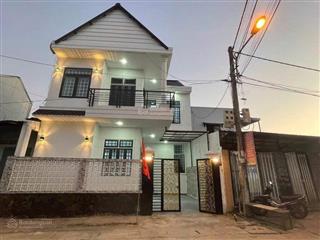 Bán nhà biệt thự 2 tầng thôn giáng nam 2  hòa xuân mới, đường ô tô 8m  nhà kiên cố vô ở liền